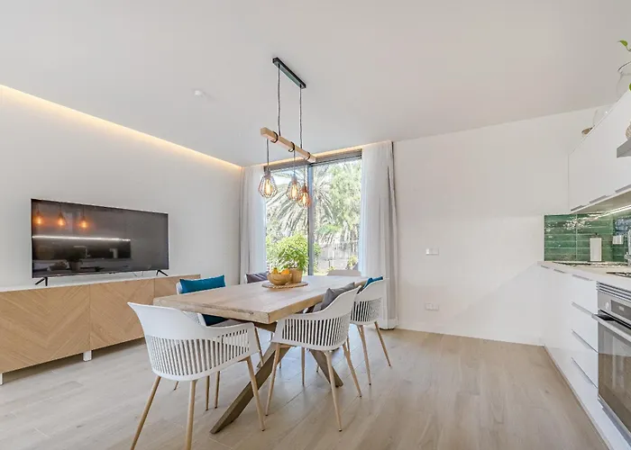 Luxus Don Carlos - Playa De Americas