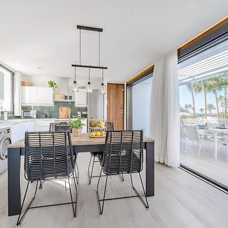 Вилла Luxus Don Carlos - Playa De Americas Плая-де-лас-Америкас