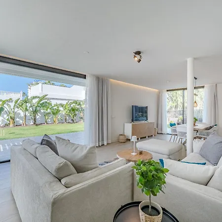 Luxus Don Carlos - Playa De Americas Плая-де-лас-Америкас